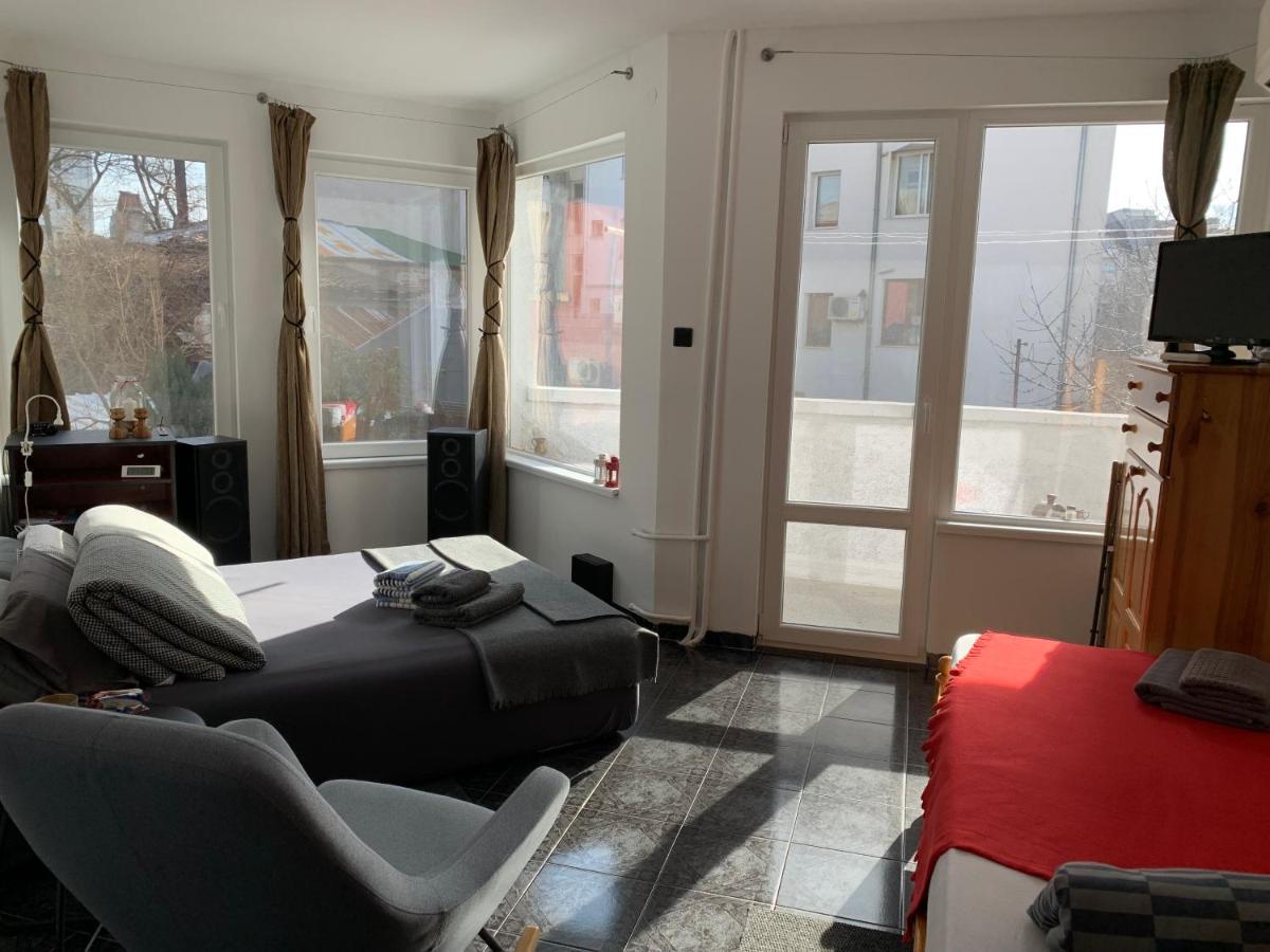 Apartmán Modern Flat Near Downtown Plovdiv Exteriér fotografie